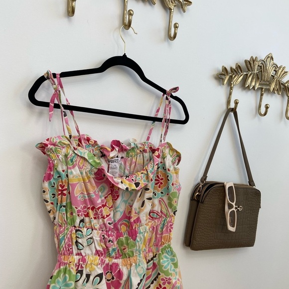 🆕Hippie Fun spaghetti strap tank top L pit 20/21” - Picture 2 of 2